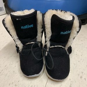 Native kids winter boots